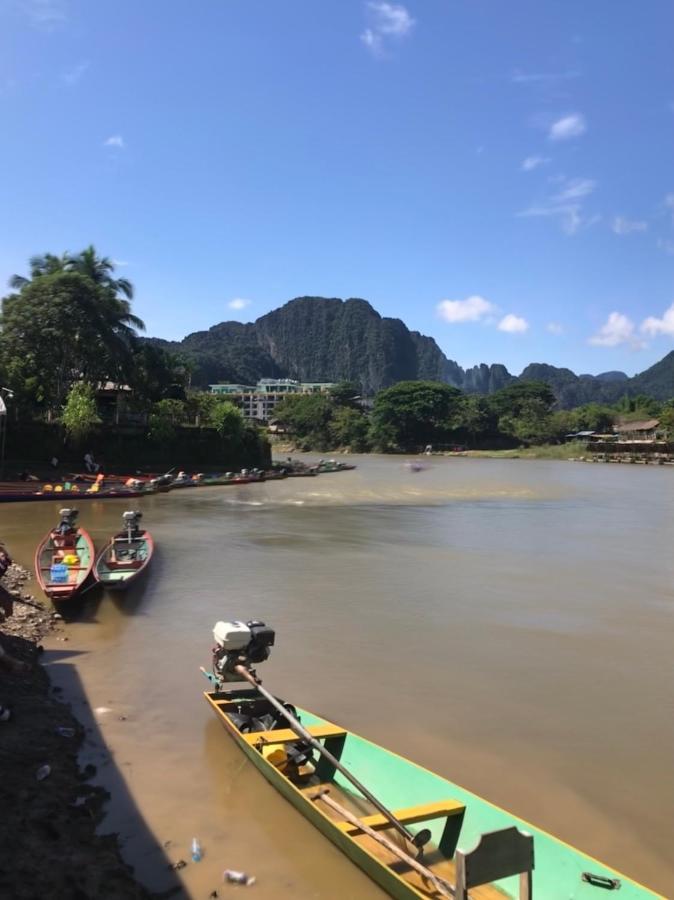 Downtown Vang Vieng Hotel エクステリア 写真
